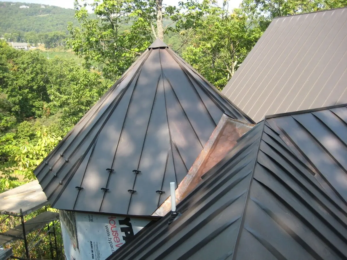 Professional Shingle Replacement & Repair by Craftsman Roofing in Stonefield